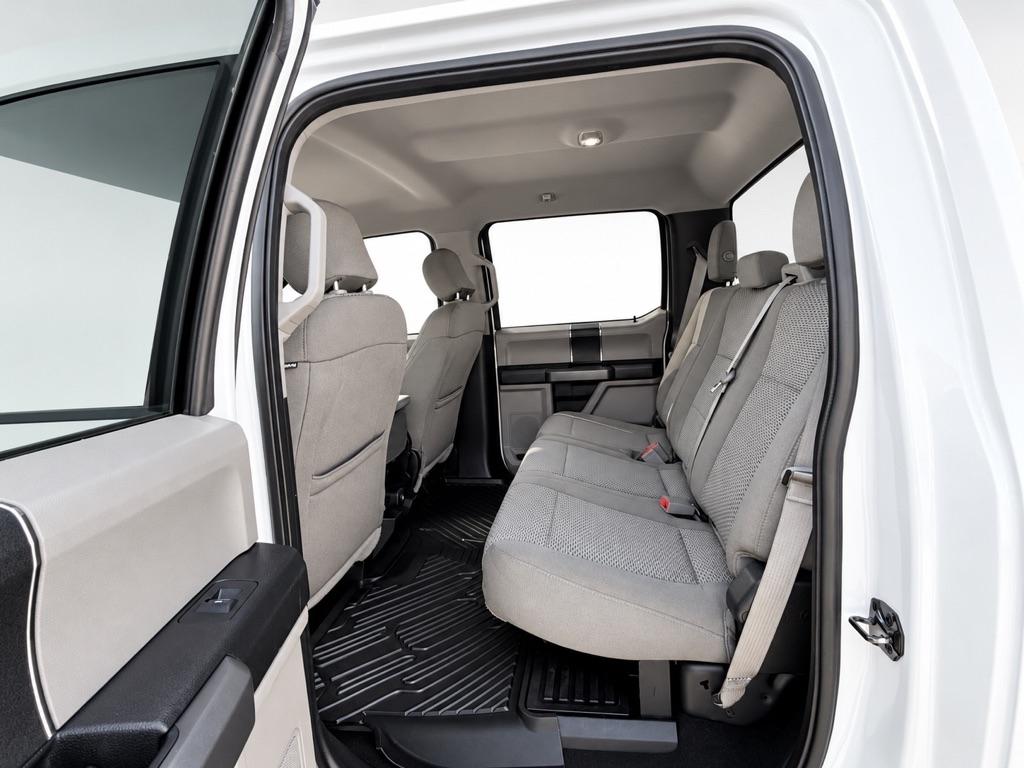 Ford F-250 SD XLT Crew Cab 4WD 2018