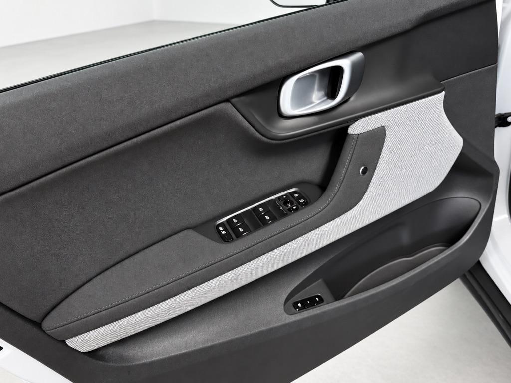 Polestar 2 Long Range Dual Motor AWD 2024
