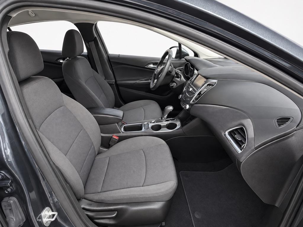 Chevrolet Cruze LT Auto Hatchback 2017