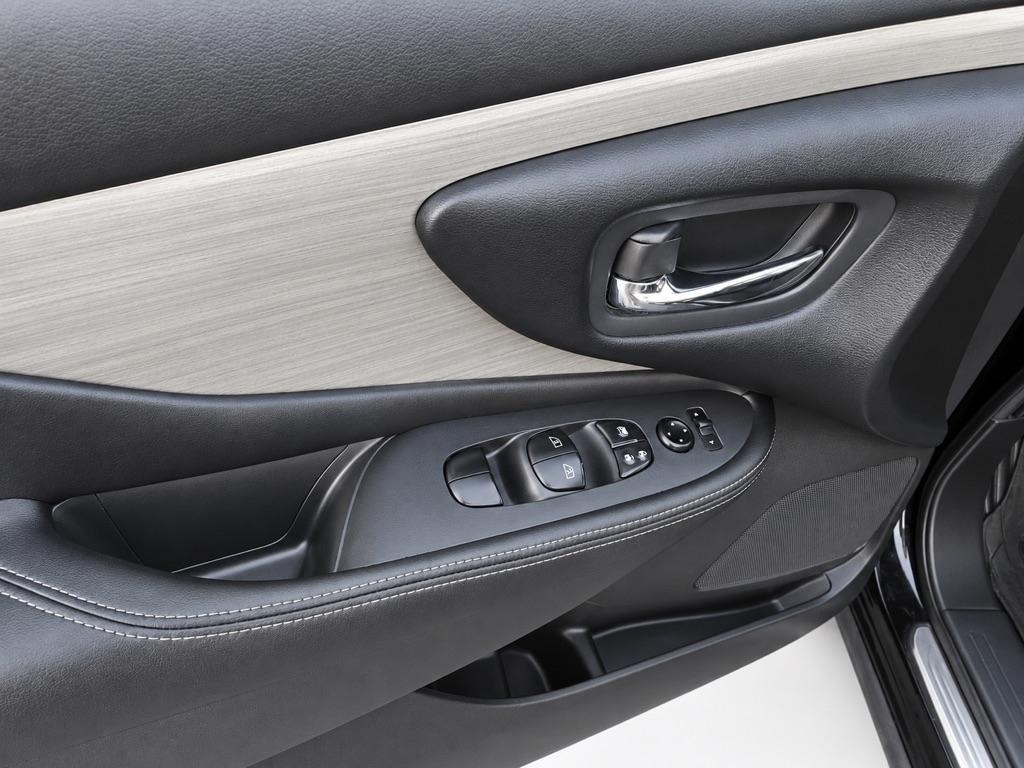 Nissan Murano S AWD 2015