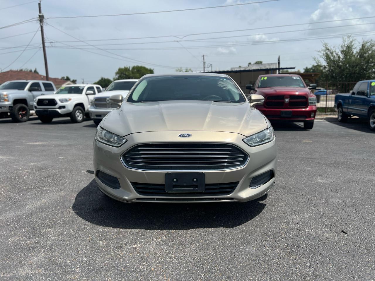 Ford Fusion  2015