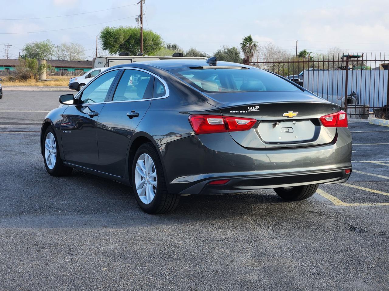 Chevrolet Malibu  2016