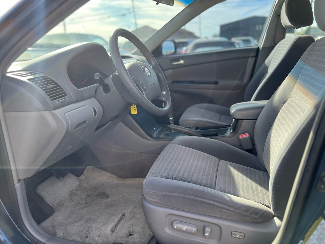 Toyota Camry LE 2005