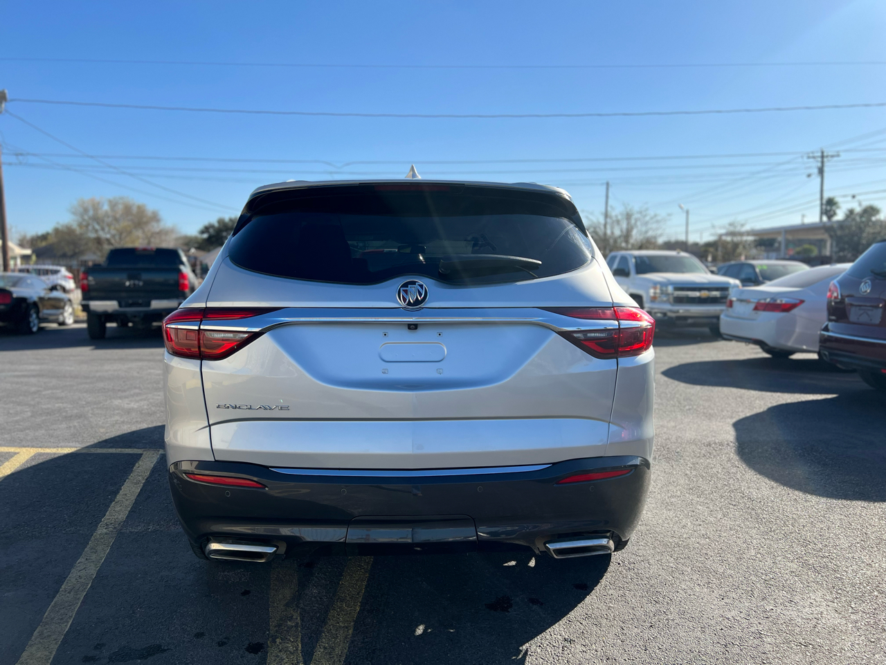 Buick Enclave Essence 2020