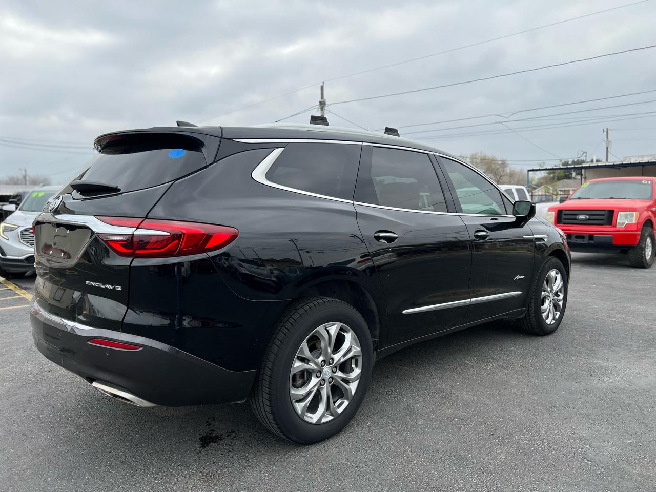 Buick Enclave  2018