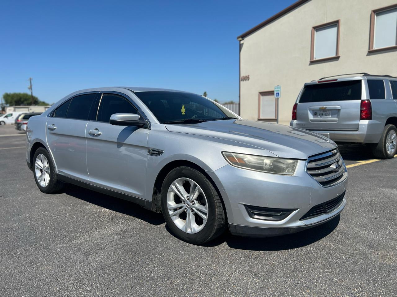 2015 Ford Taurus SEL