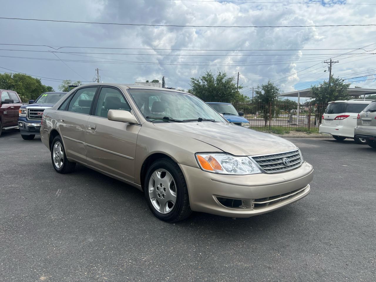2004 Toyota Avalon XL