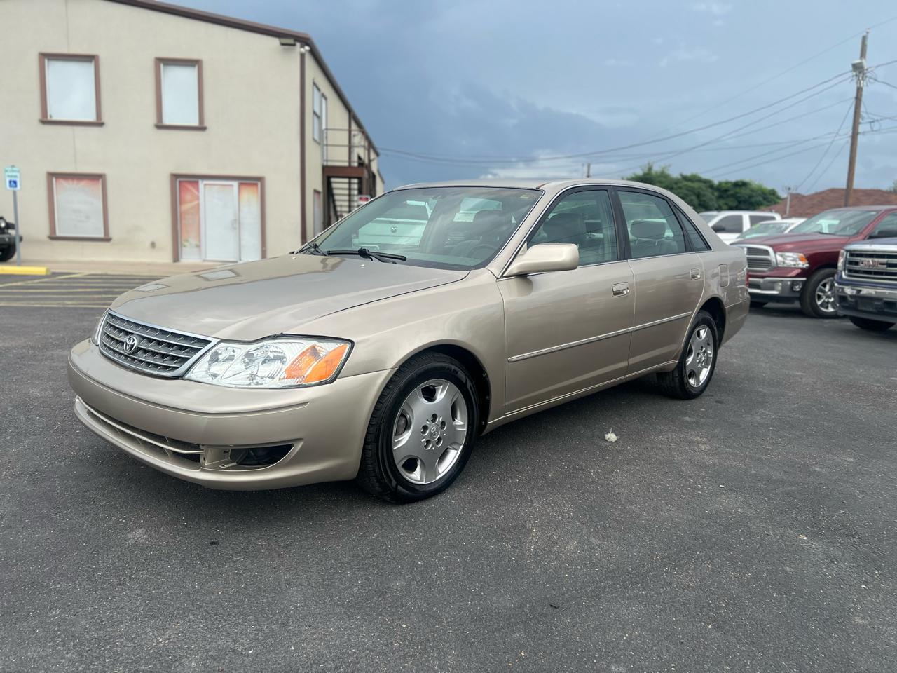 Toyota Avalon  2004
