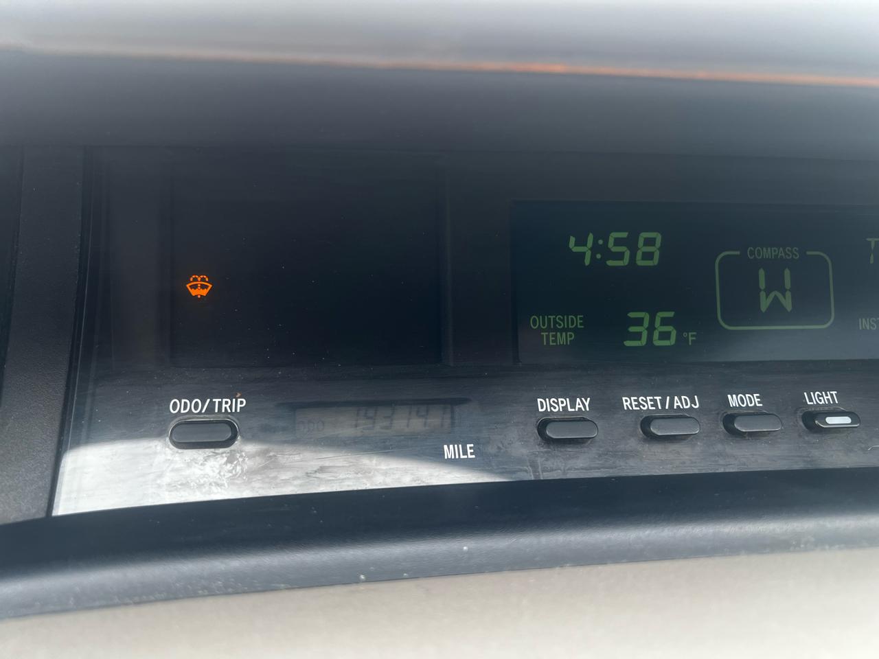 Toyota Avalon  2004