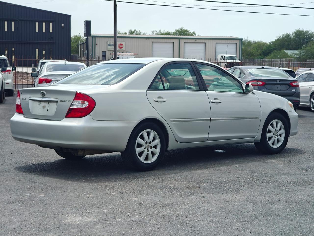 Toyota Camry  2002