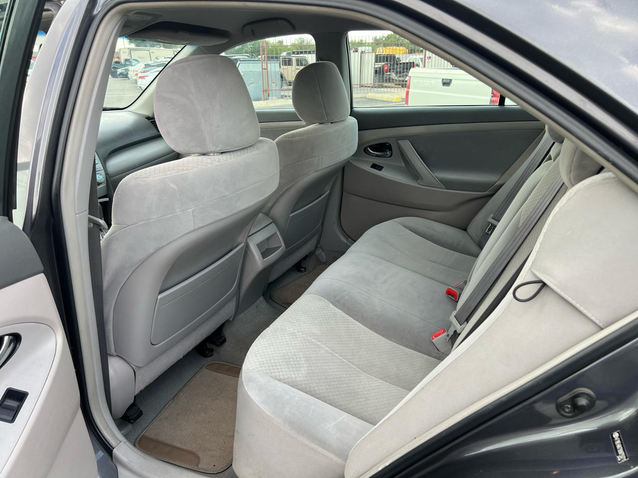 Toyota Camry Base 2009