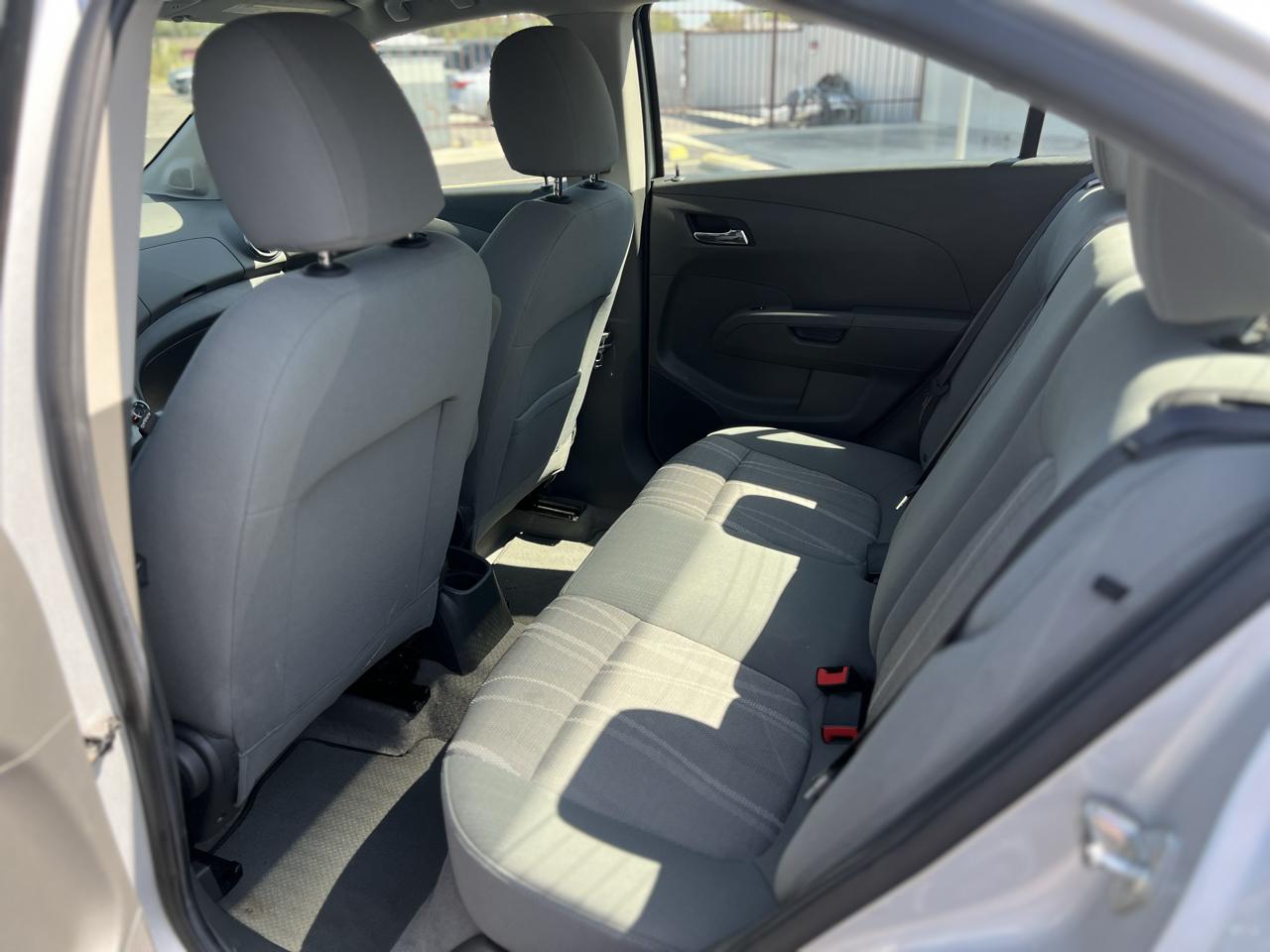 Chevrolet Sonic  2015