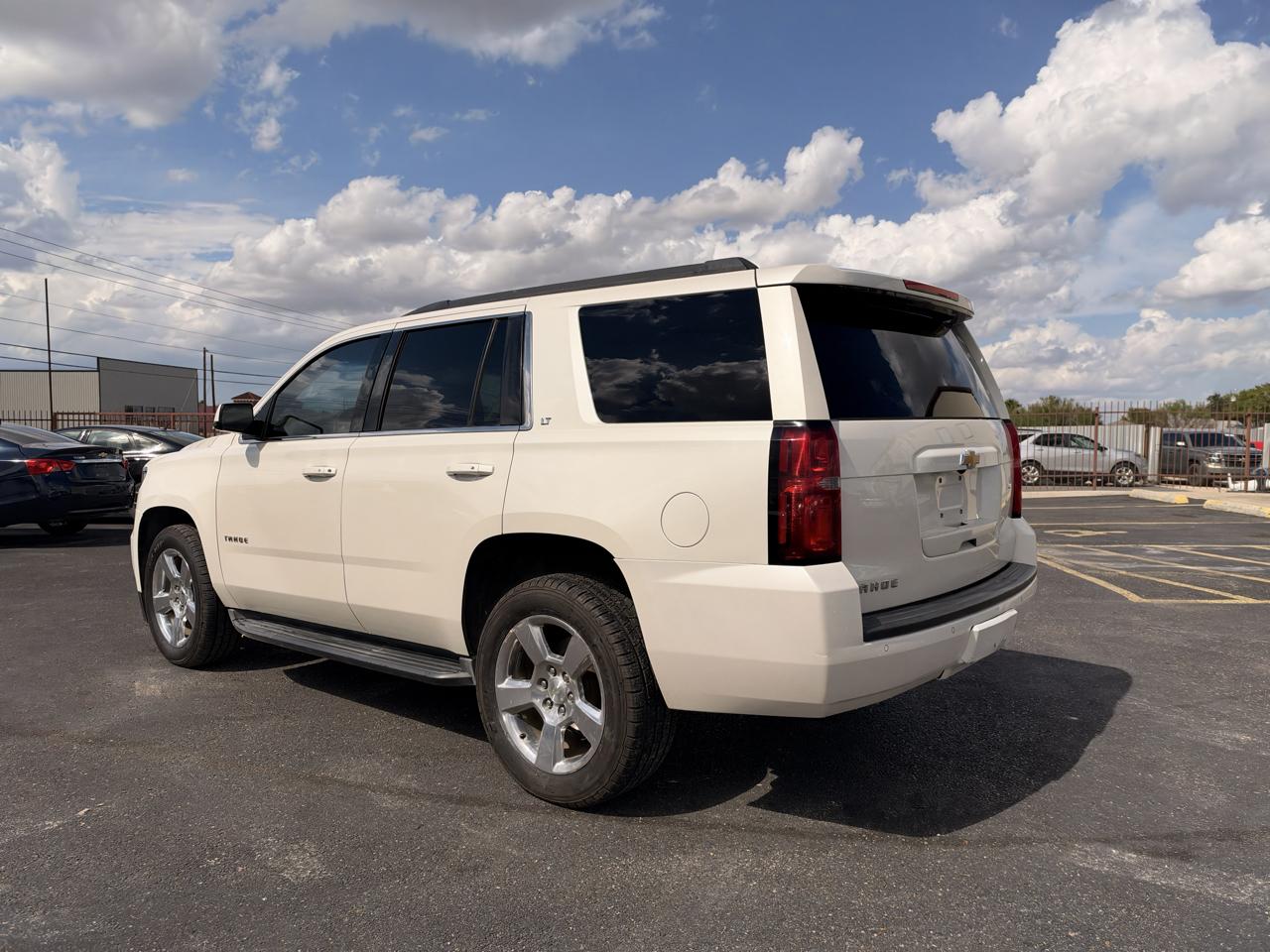 Chevrolet Tahoe  2015