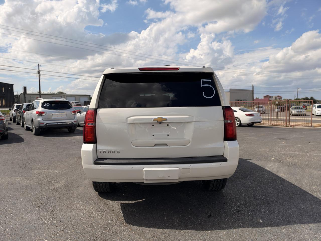 Chevrolet Tahoe  2015