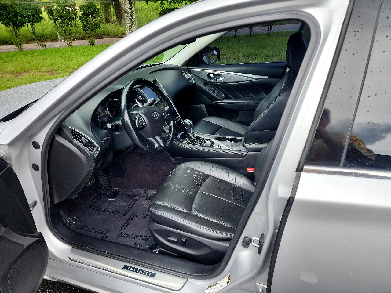 Infiniti Q50 Premium 2014