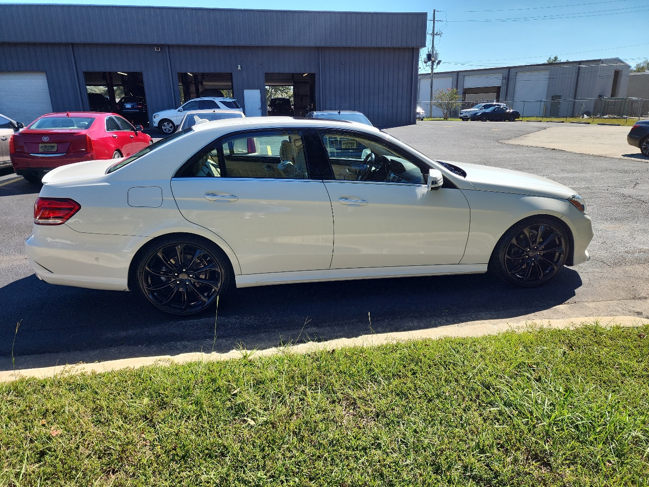 Mercedes-Benz E-Class E400 Luxury Sedan 2016
