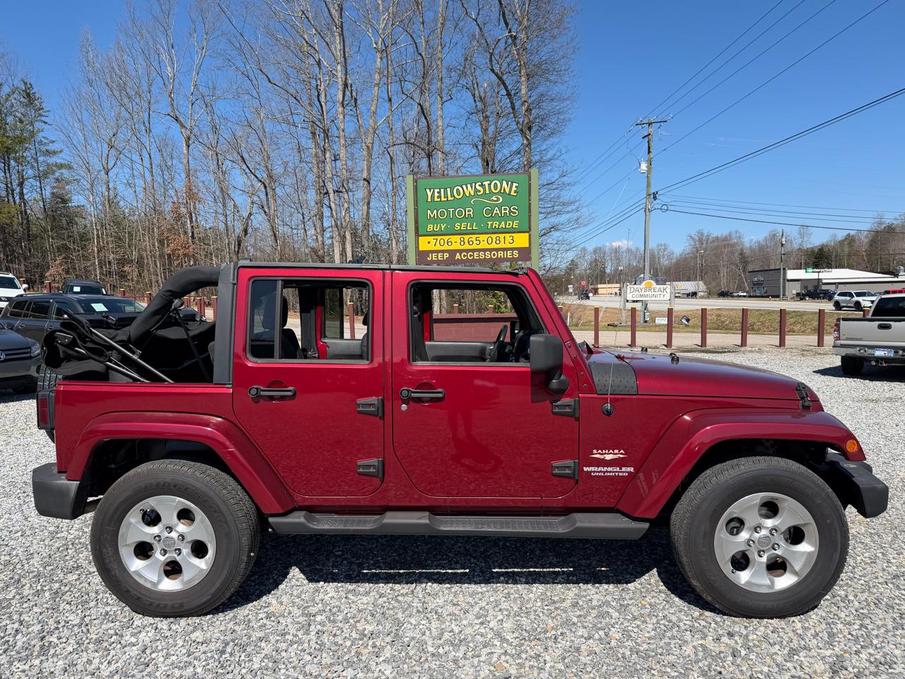 2013 Jeep Wrangler Unlimited Sahara 4WD