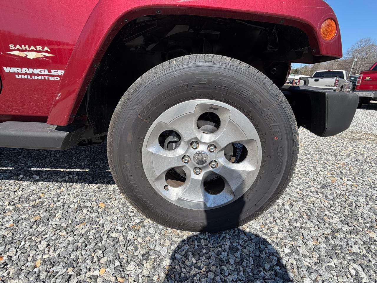 Jeep Wrangler Unlimited Sahara 4WD 2013