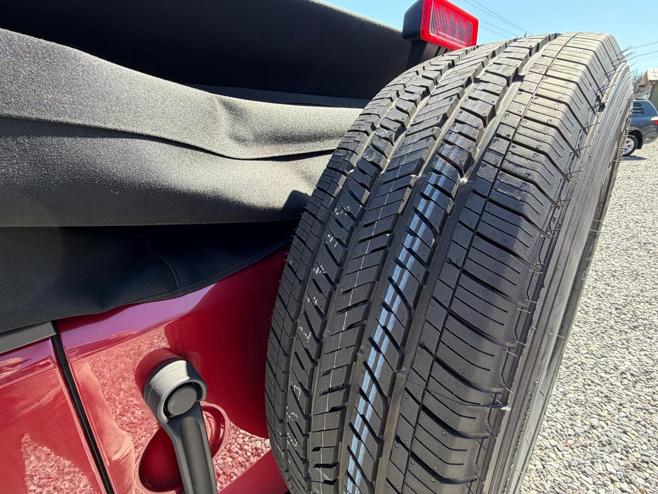 Jeep Wrangler Unlimited Sahara 4WD 2013