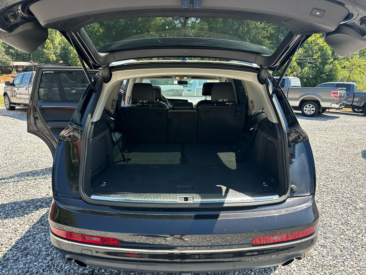 Audi Q7 3.0 Premium quattro 2012 Audi Q7 3.0 Premium quattro 2012