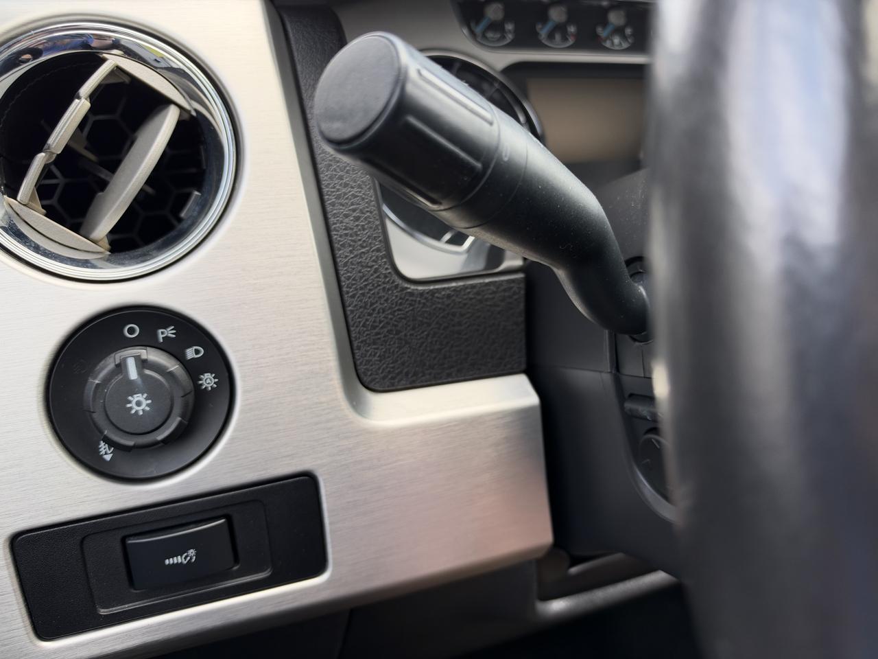 Ford F-150 Platinum SuperCrew 6.5-ft. Bed 4WD 2013