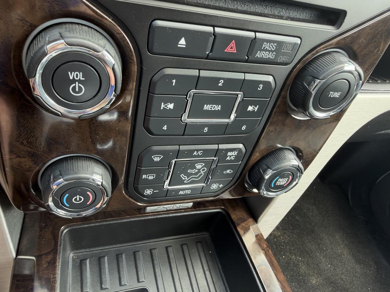 Ford F-150 Platinum SuperCrew 6.5-ft. Bed 4WD 2013