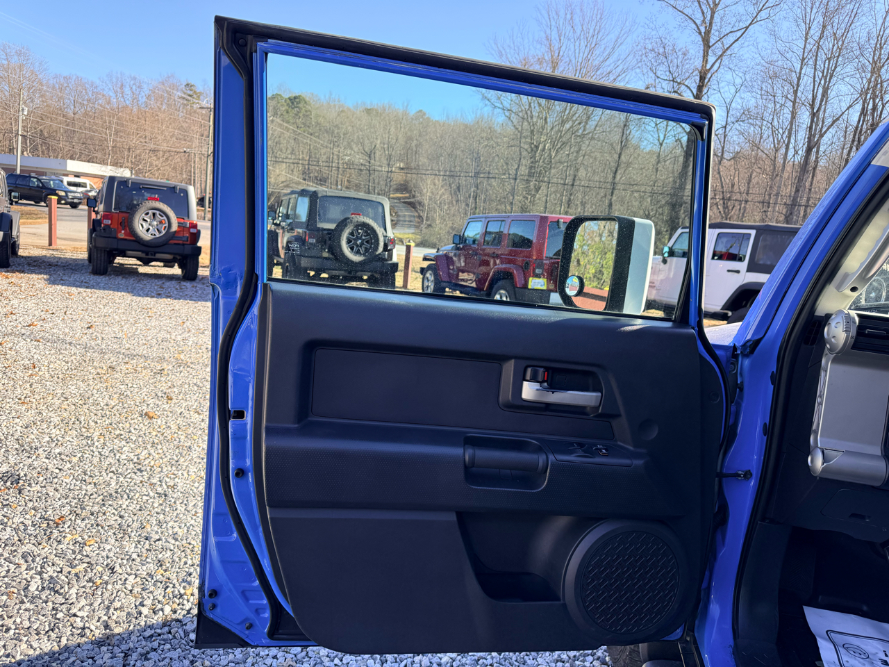 Toyota FJ Cruiser 2WD 2007