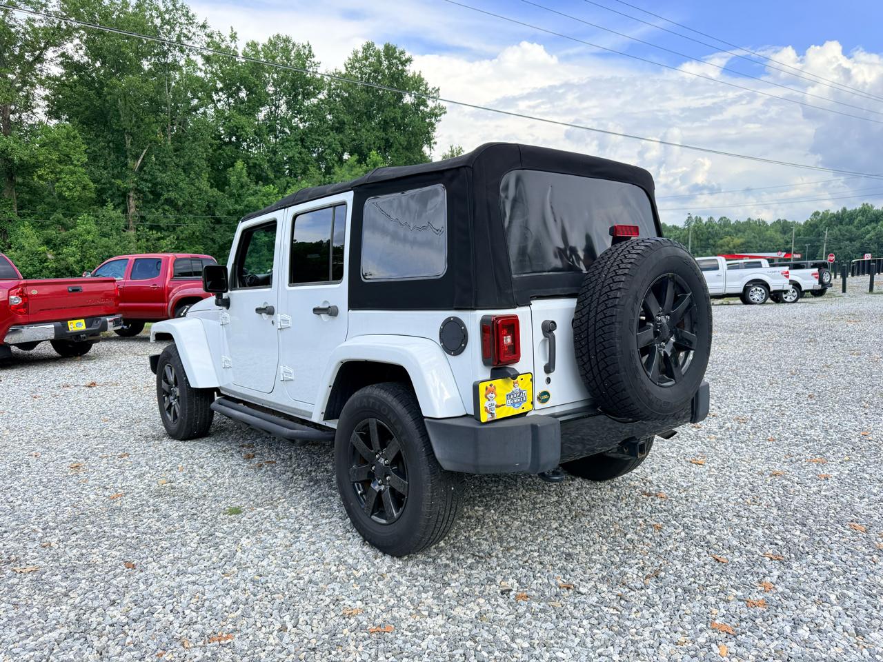2014 Jeep Wrangler Unlimited Sahara - Photo 6