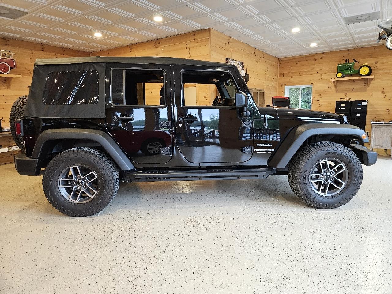 Jeep Wrangler JK Unlimited Sport 4WD 2018
