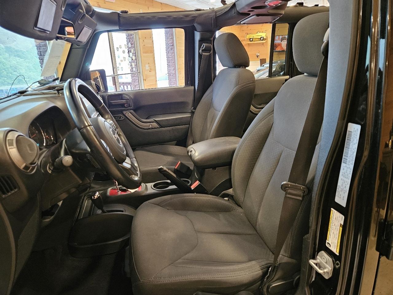 Jeep Wrangler JK Unlimited Sport 4WD 2018