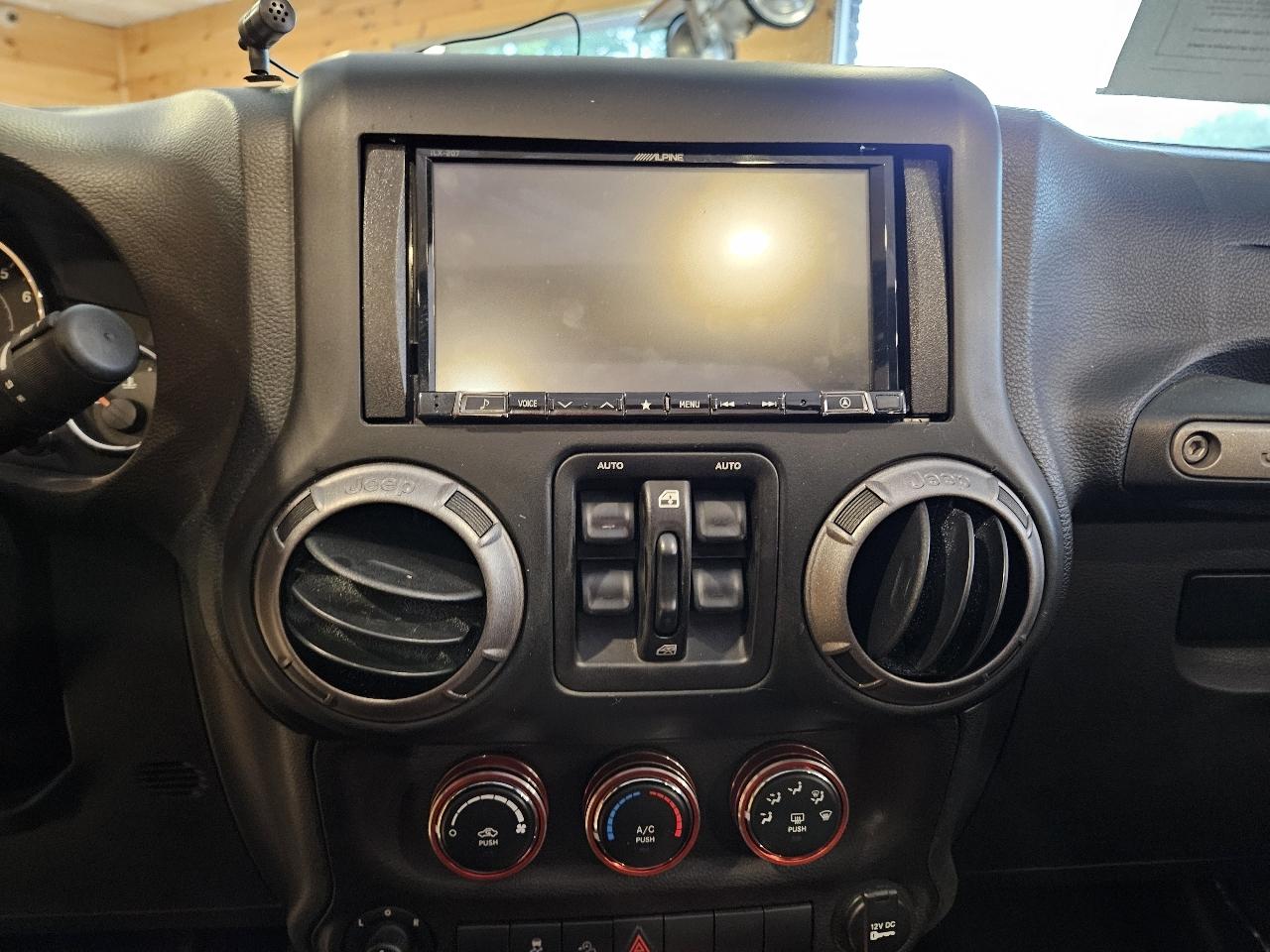 Jeep Wrangler JK Unlimited Sport 4WD 2018