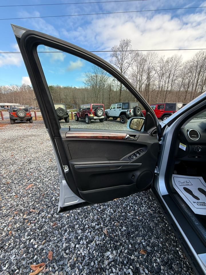 Mercedes-Benz M-Class ML350 2006