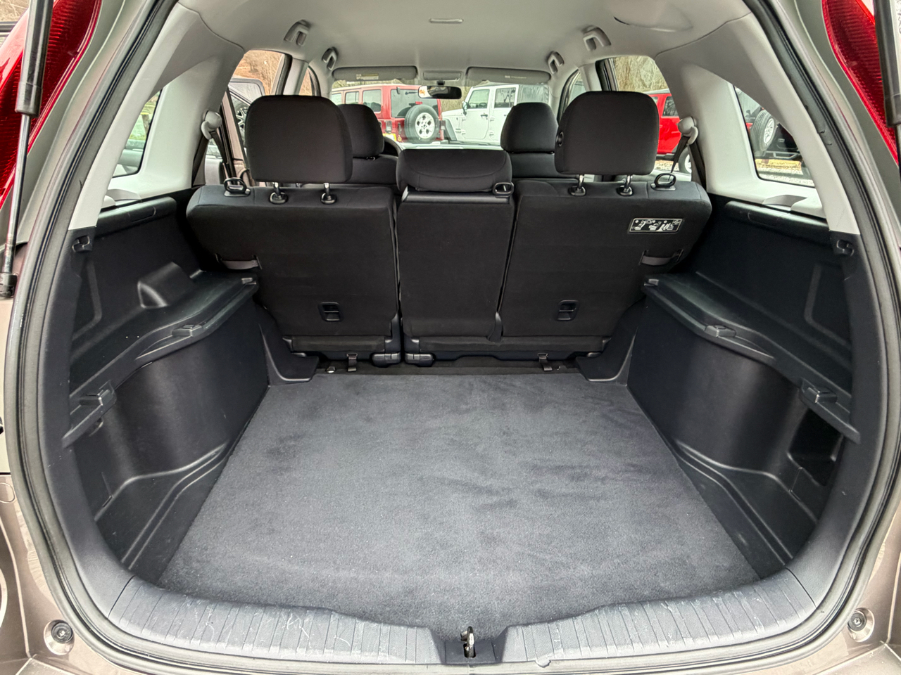 Honda CR-V LX 2WD 5-Speed AT 2011