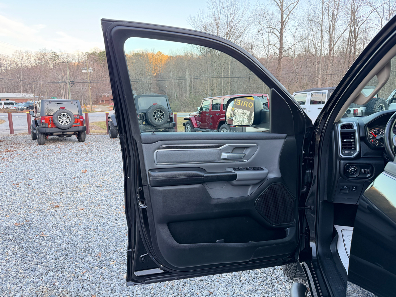 RAM 1500 Big Horn Quad Cab 4WD 2019