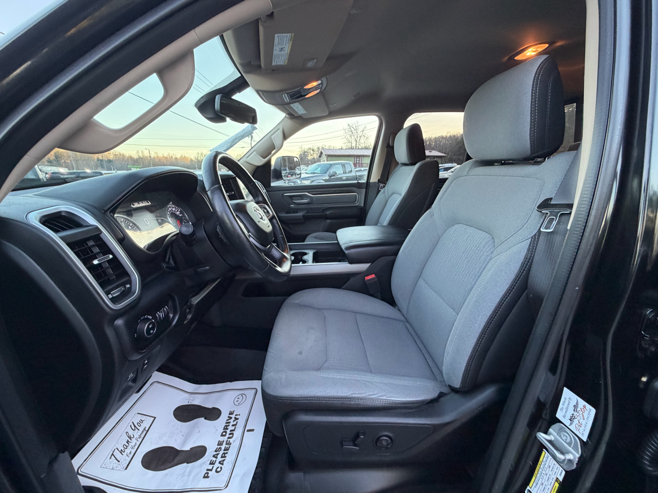 RAM 1500 Big Horn Quad Cab 4WD 2019