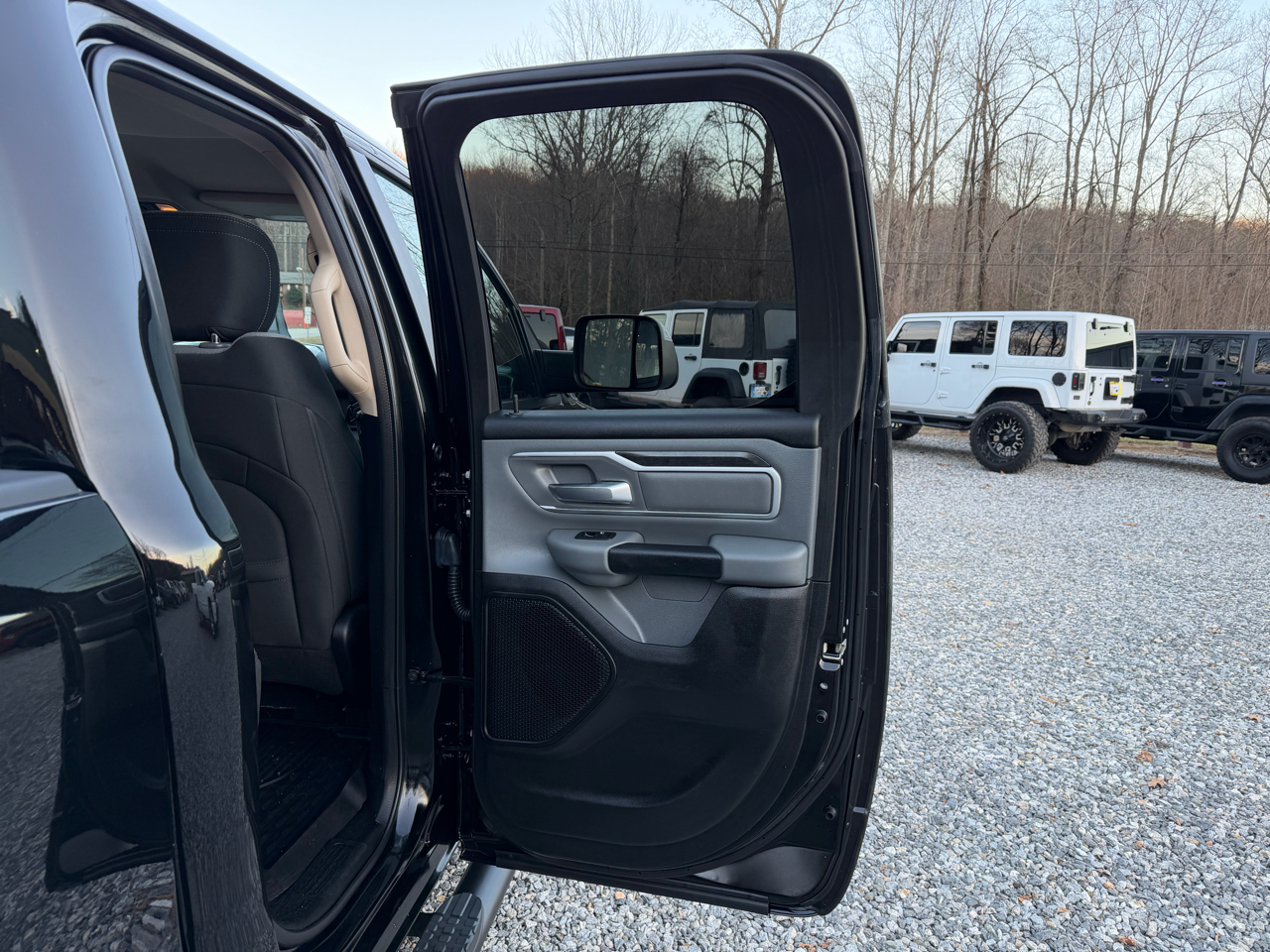 RAM 1500 Big Horn Quad Cab 4WD 2019