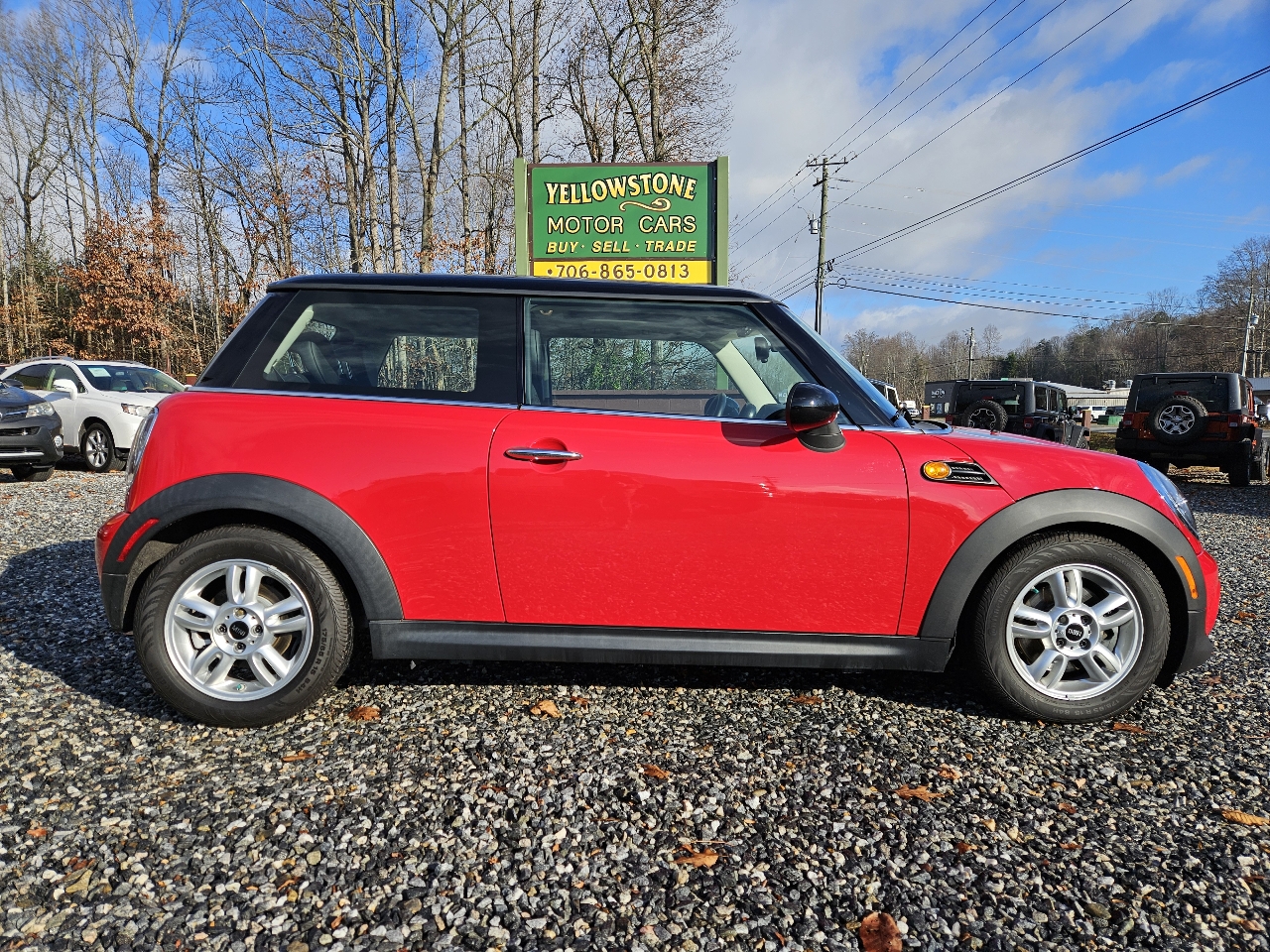 2013 MINI Cooper Base's photo