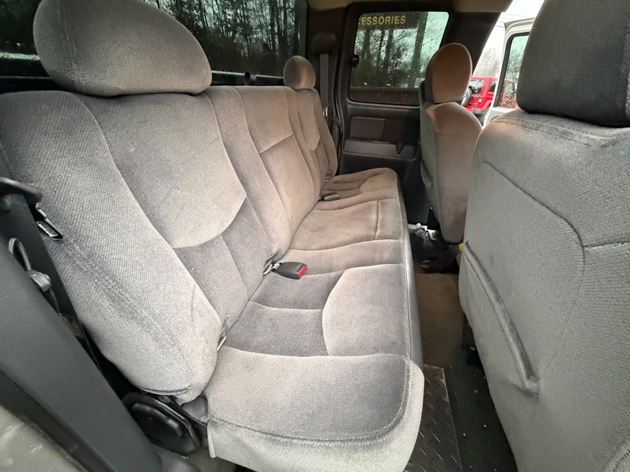 GMC Sierra 1500 Ext. Cab Long Bed 2WD 2005
