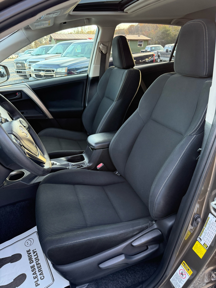 Toyota RAV4 XLE FWD 2013