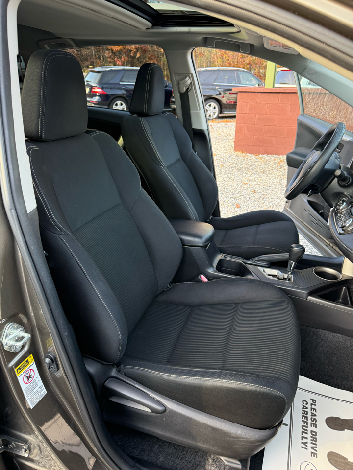 Toyota RAV4 XLE FWD 2013