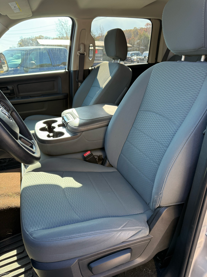 RAM 1500 Tradesman/Express Crew Cab SWB 2WD 2014