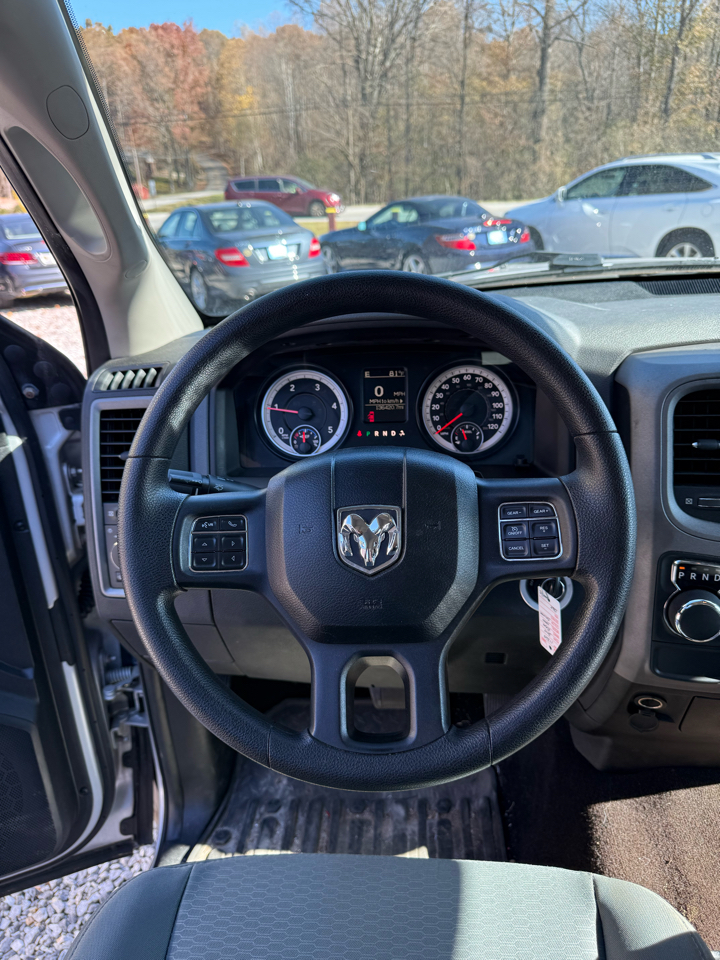 RAM 1500 Tradesman/Express Crew Cab SWB 2WD 2014