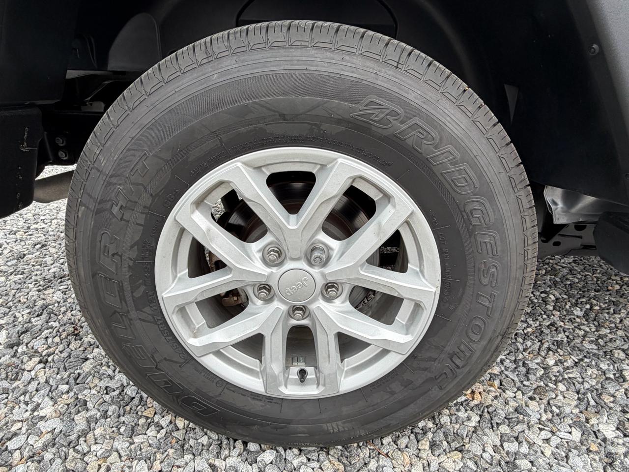 Jeep Wrangler Sport 4WD 2015