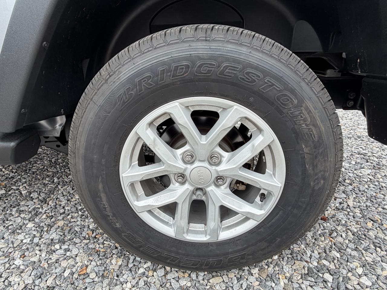 Jeep Wrangler Sport 4WD 2015