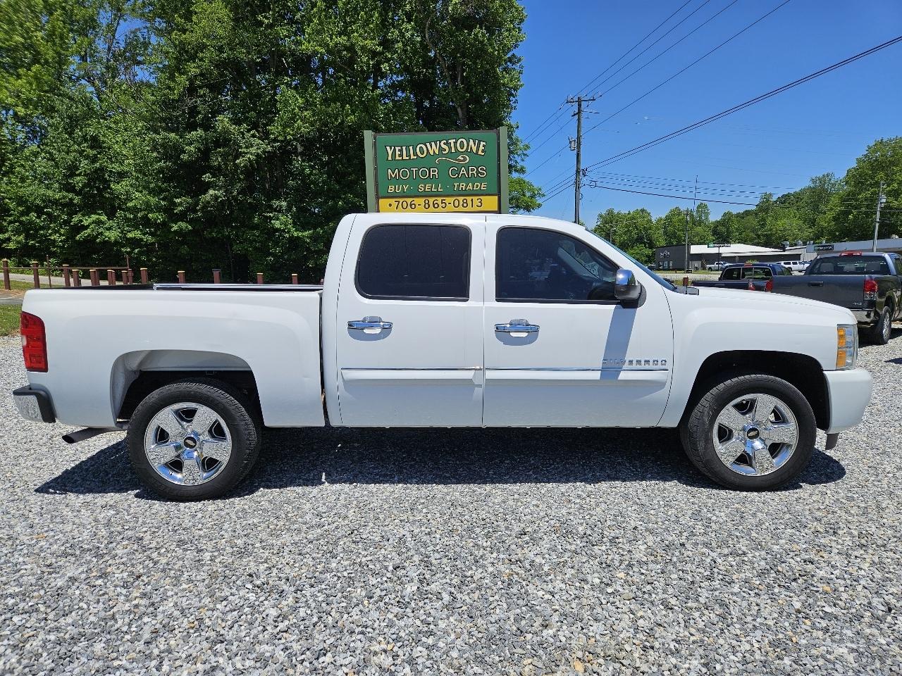 Chevrolet Silverado 1500 LT Crew Cab 2WD 2011
