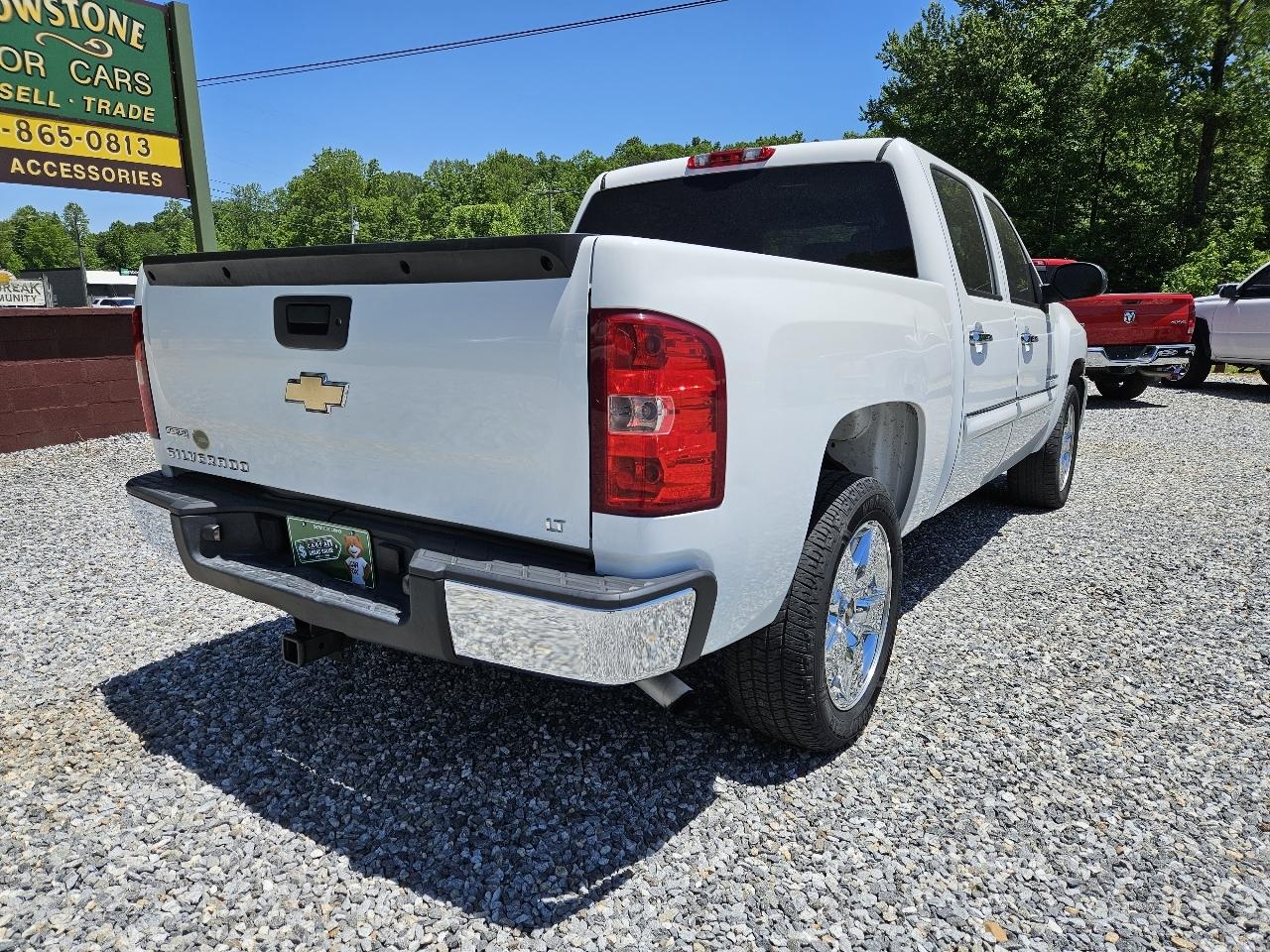 Chevrolet Silverado 1500 LT Crew Cab 2WD 2011