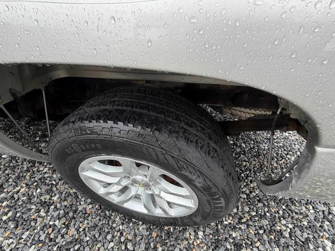 Chevrolet Silverado 1500 LS Ext. Cab Short Bed 2WD 2005