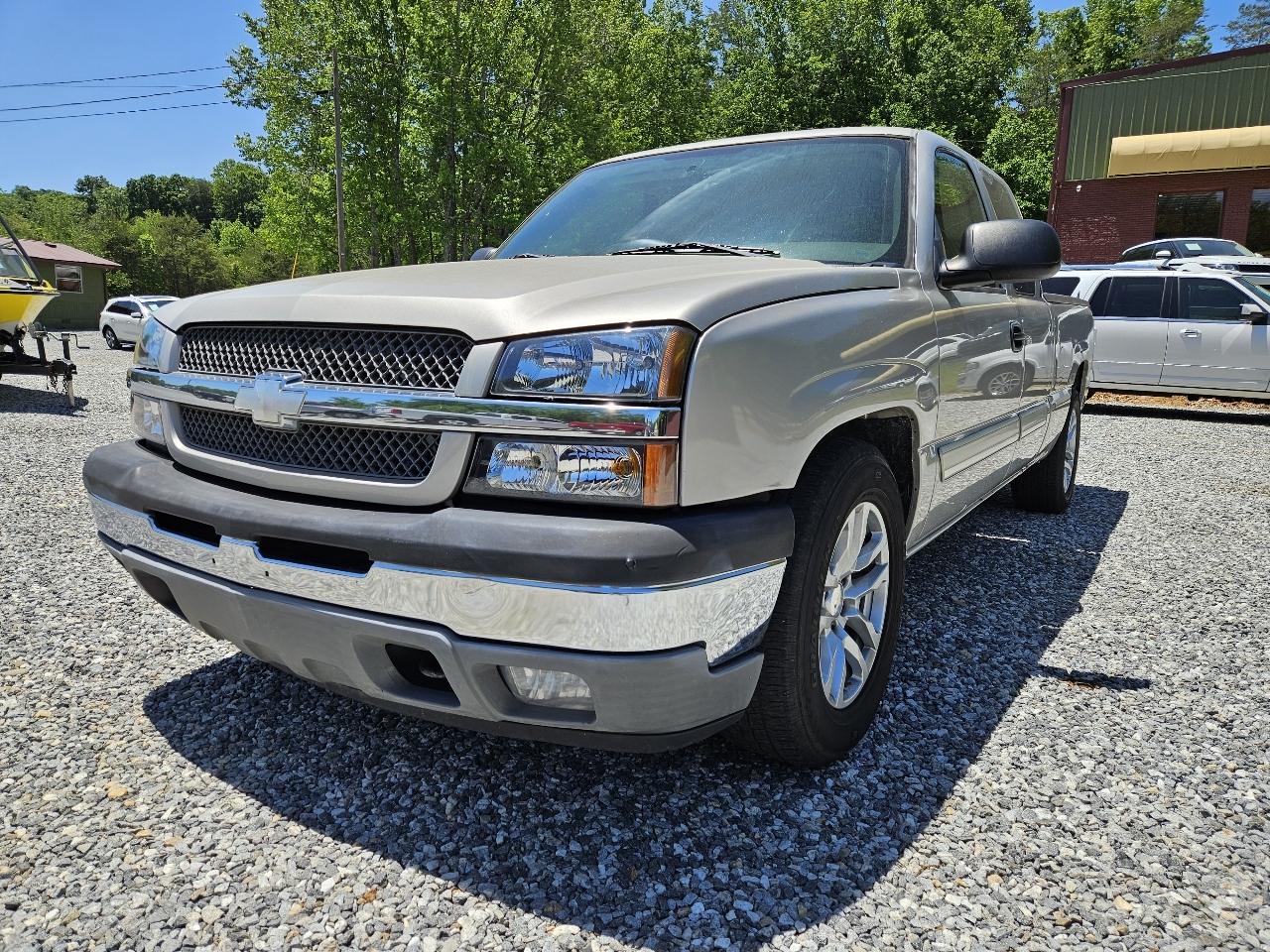 Chevrolet Silverado 1500 LS Ext. Cab Short Bed 2WD 2005