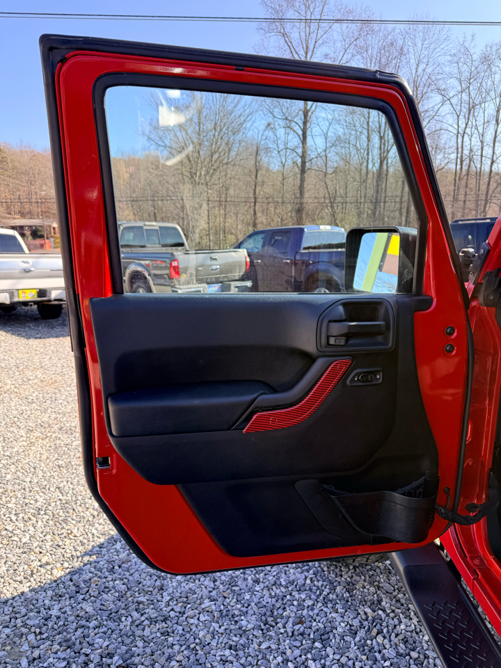 Jeep Wrangler Unlimited Sport 4WD 2014