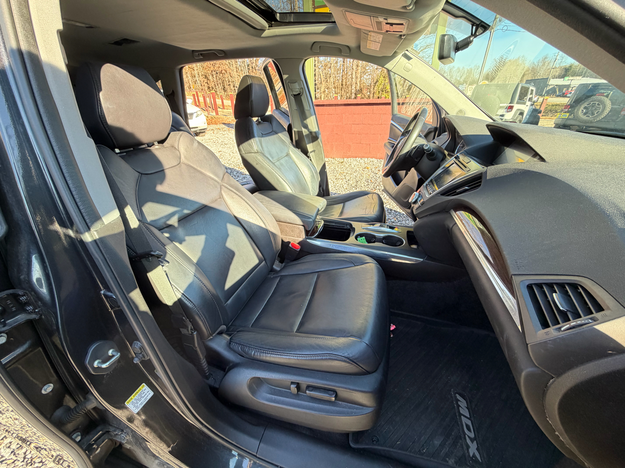 Acura MDX 9-Spd AT 2016